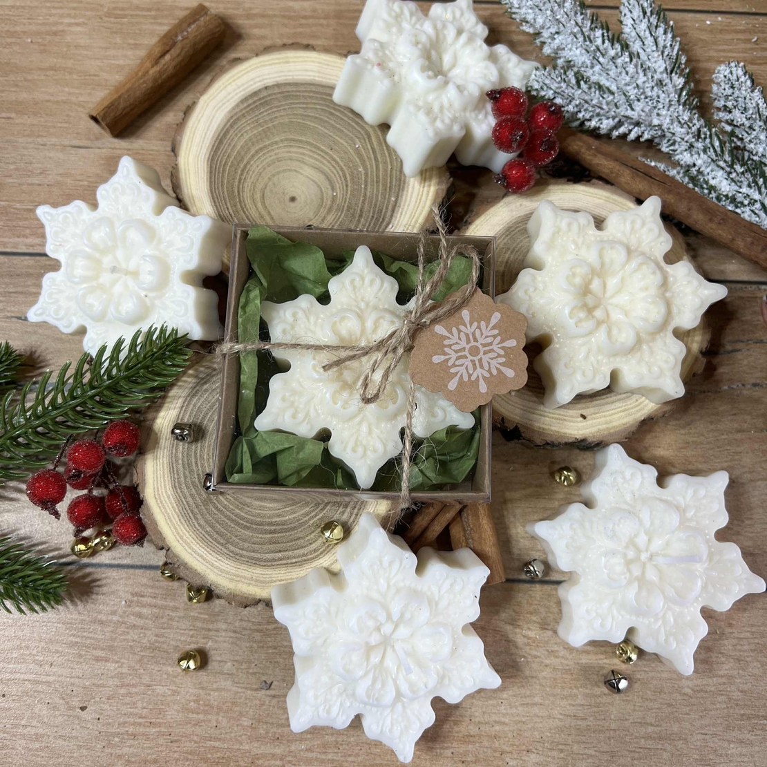 Ароматна свещ  снежинка 