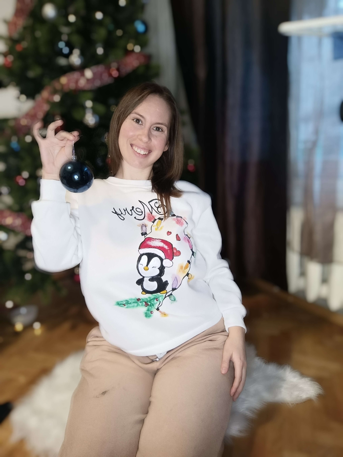 Коледен суичър 