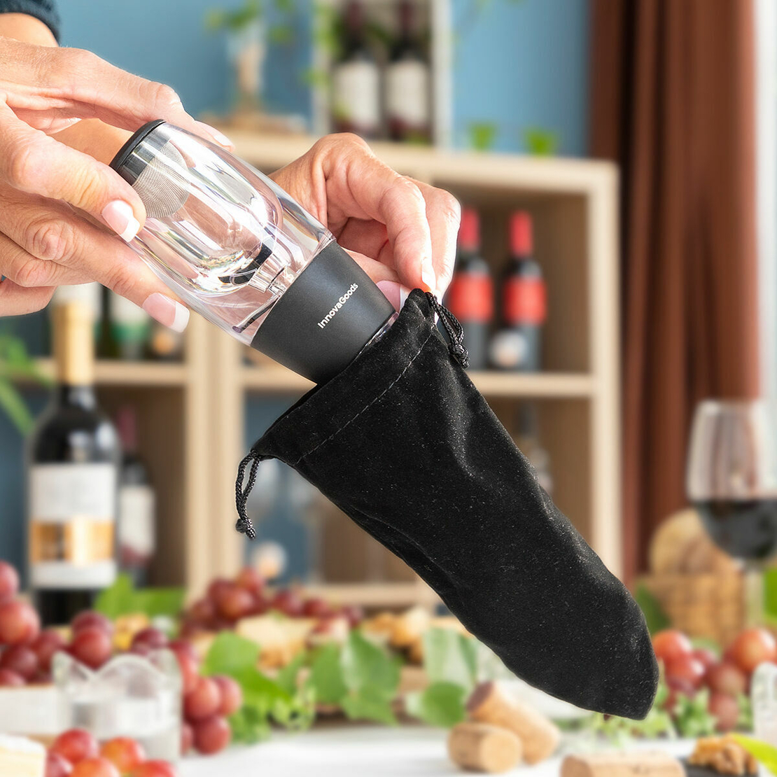 Аератор за вино с филтър, стойка и капак Wineir InnovaGoods