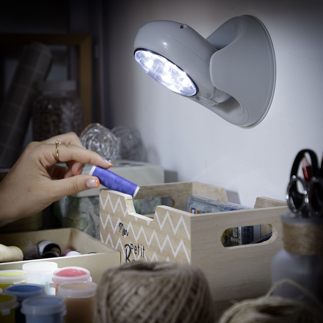 LED Лампа със Сензор за Движение Lumact 360º InnovaGoods