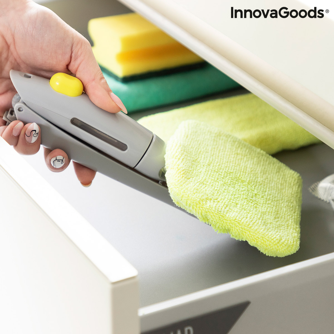 2 в 1 Чистачка за Прозорци със Спрей Klinshil InnovaGoods
