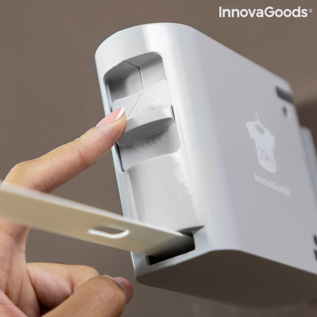 Прибиращ се Простор за Дрехи Raclox InnovaGoods