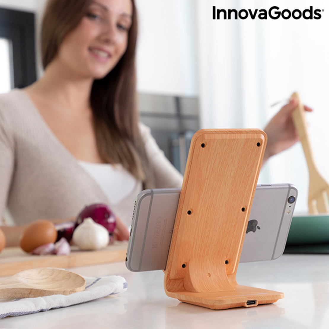 Безжично Зарядно Устройство с Дървесен Ефект с Поставка Qistan InnovaGoods