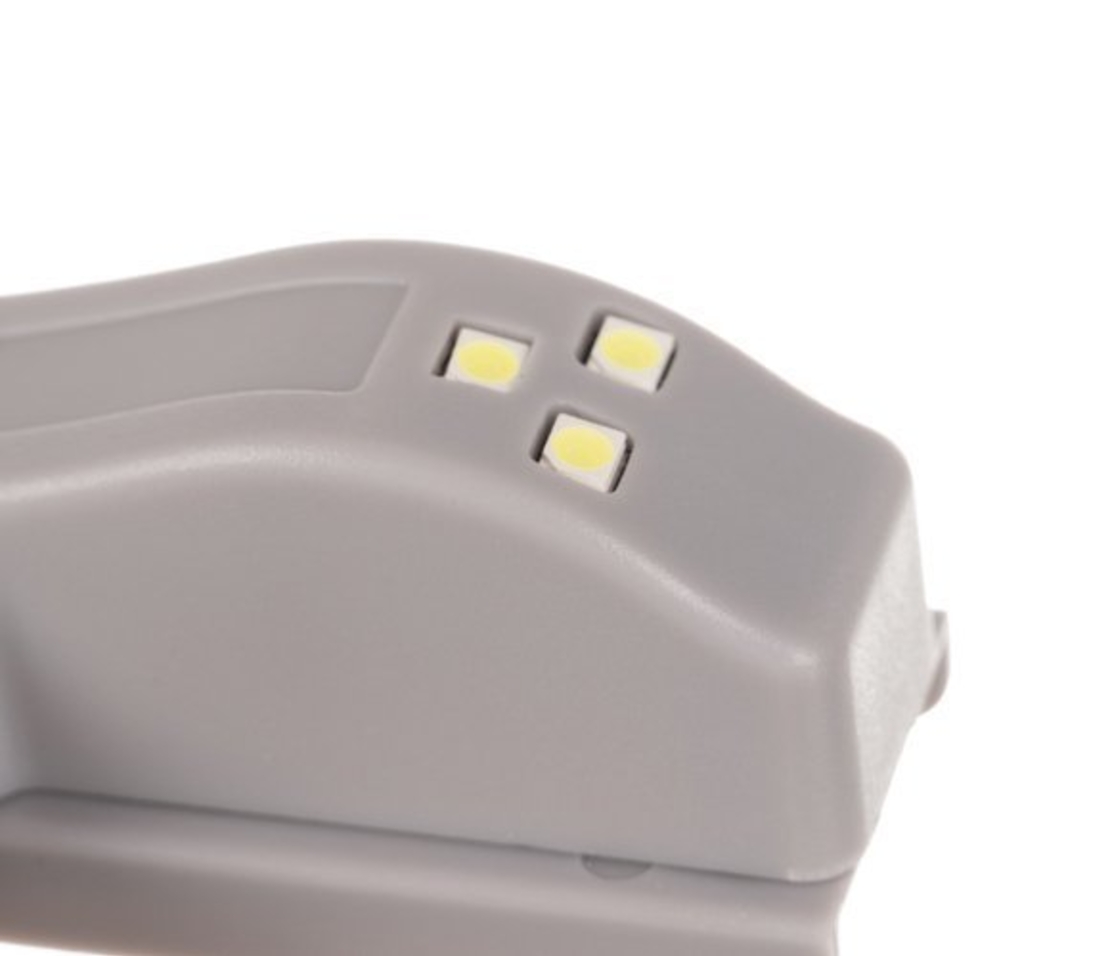 3 LED лампа за шкаф на панти