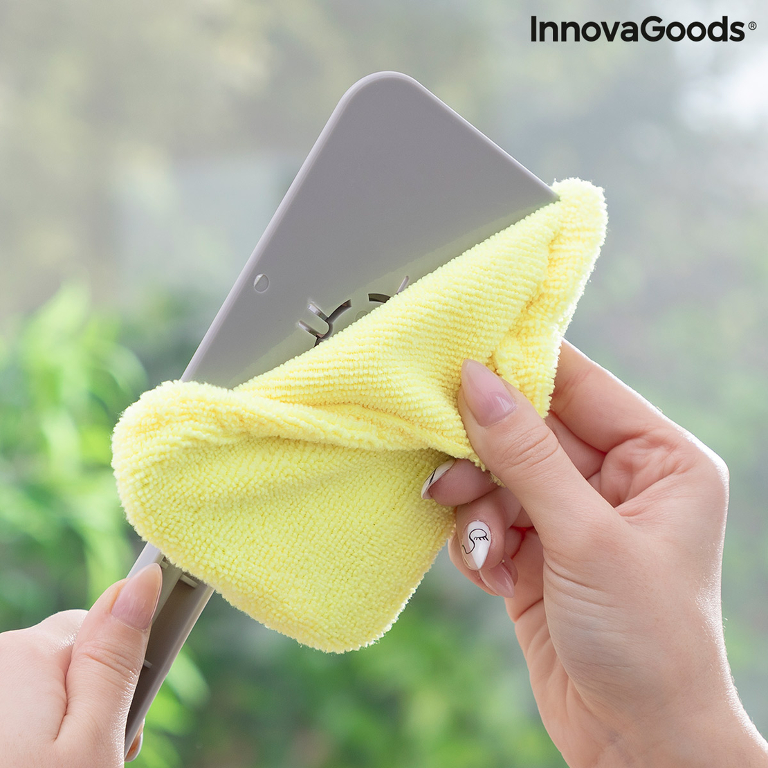2 в 1 Чистачка за Прозорци със Спрей Klinshil InnovaGoods