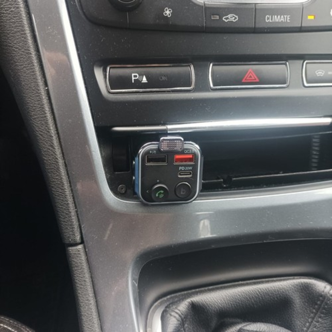 Xtrobb 22355 FM Bluetooth предавател/зарядно устройство