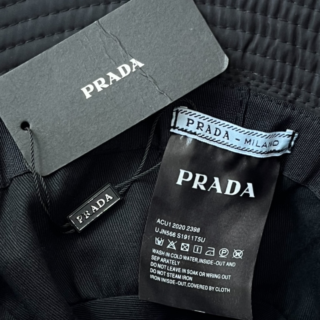 Унисекс шапка PRADA MILANO Bucket Hat