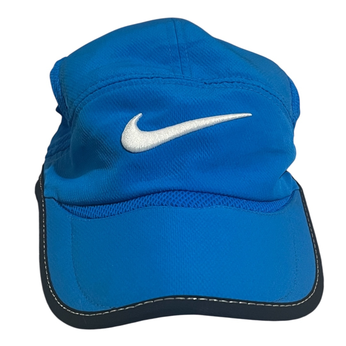 Лятна спортна шапка с козирка NIKE