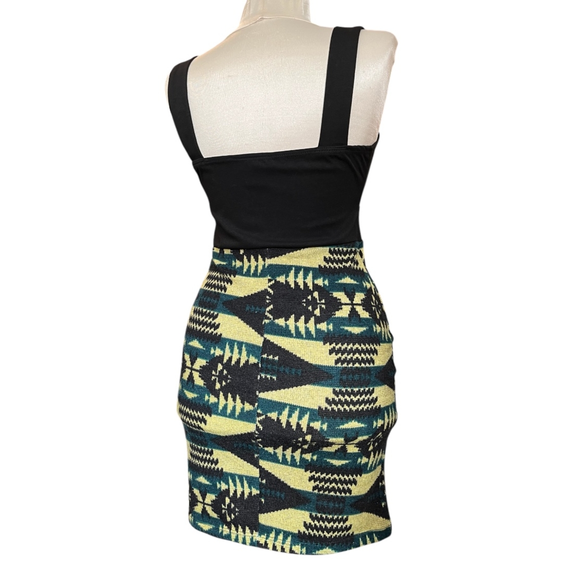 Дамска къса рокля rue21