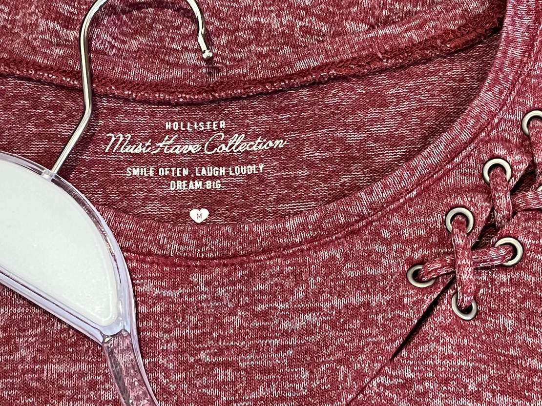 Дамска блуза с къс ръкав HOLLISTER