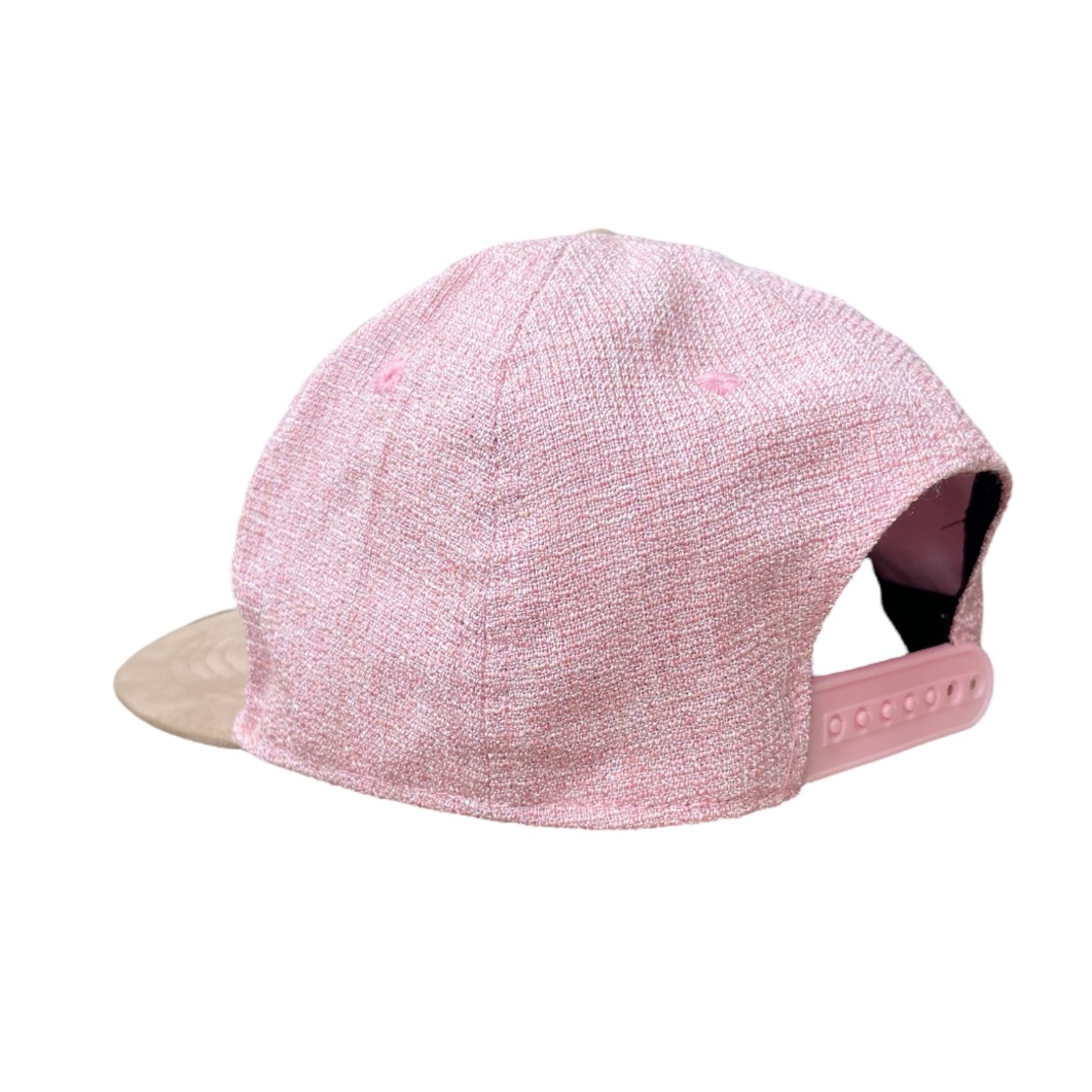 Дамска шапка с козирка SNAPBACK