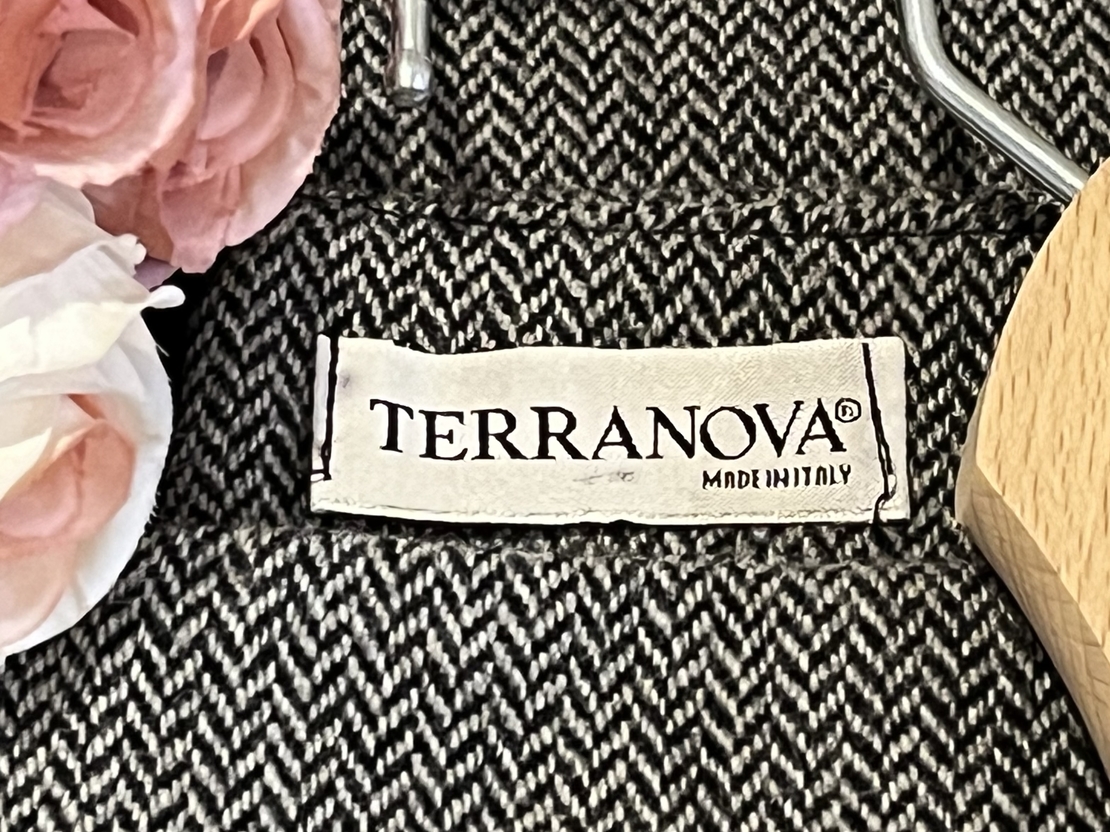 Къса пола Terranova