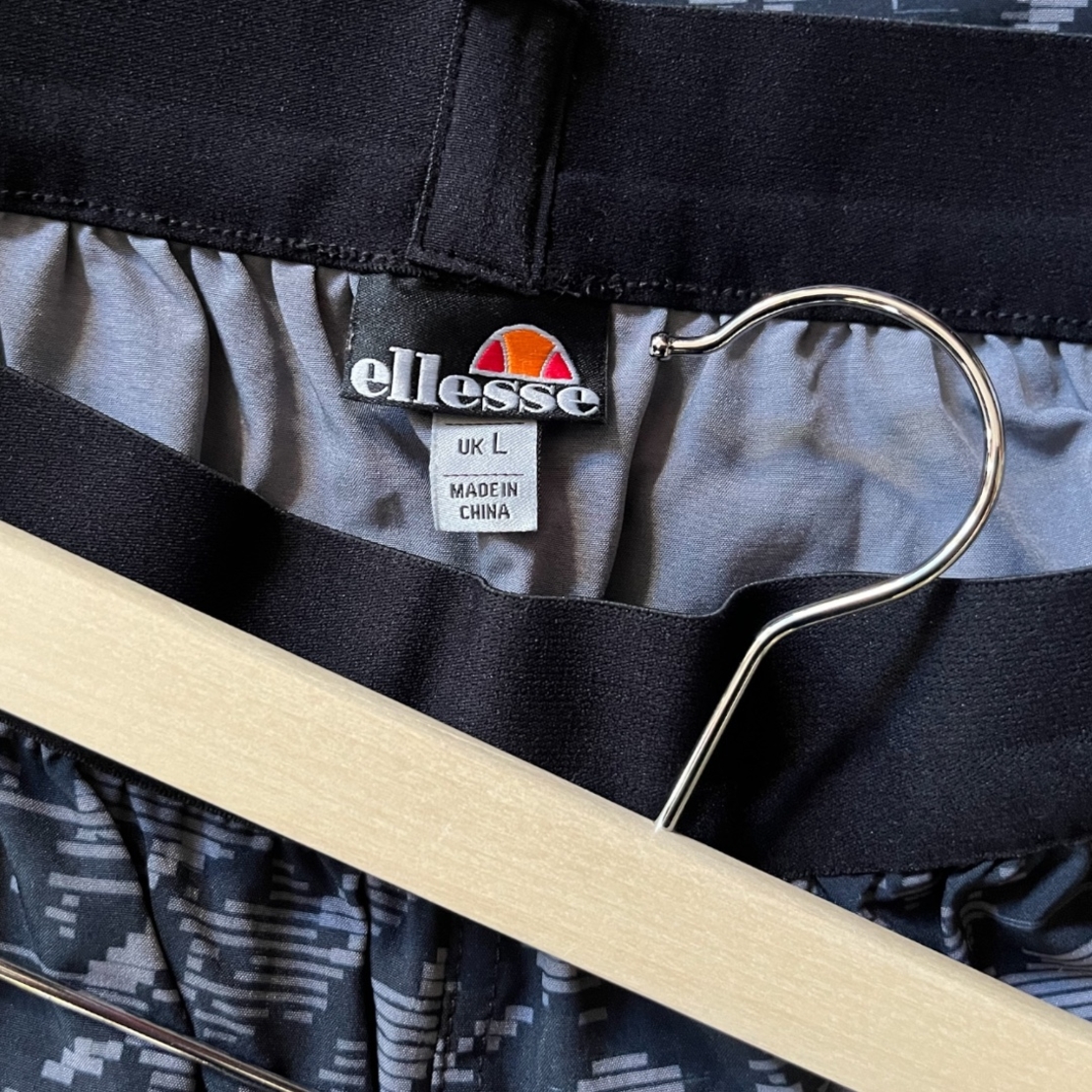 Мъжки къси панталони/ бански Ellesse