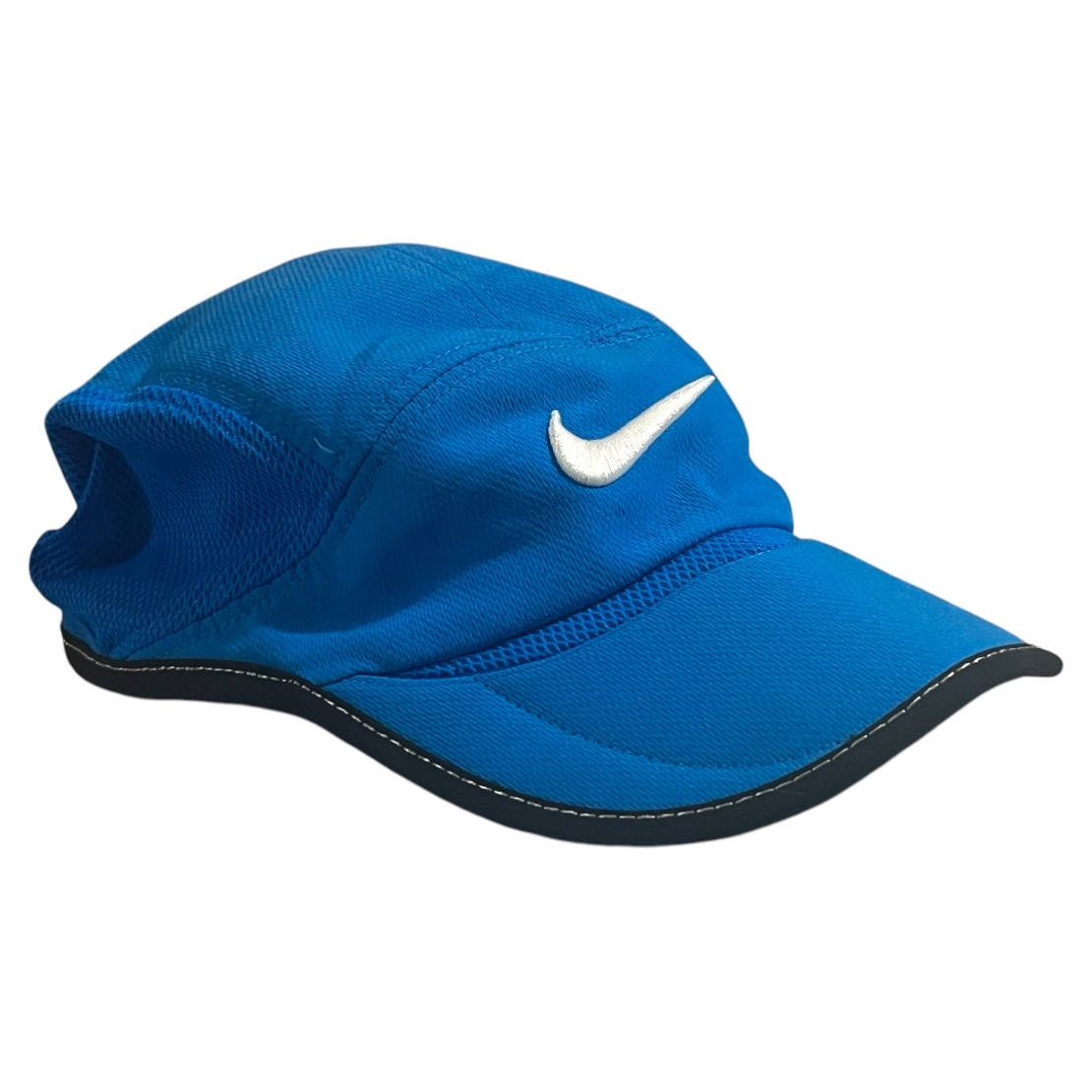 Лятна спортна шапка с козирка NIKE