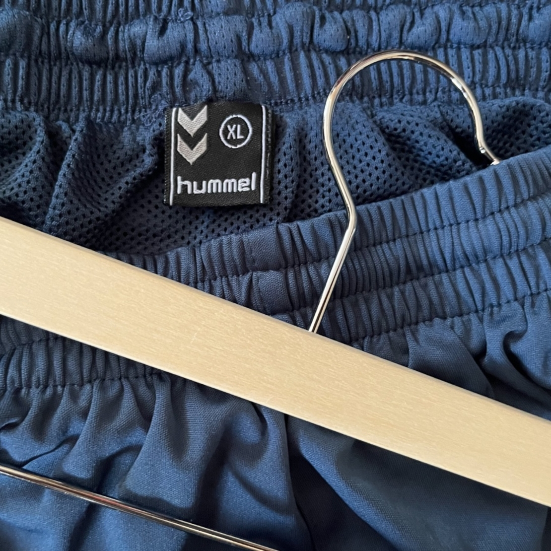 Мъжки къси панталони HUMMEL