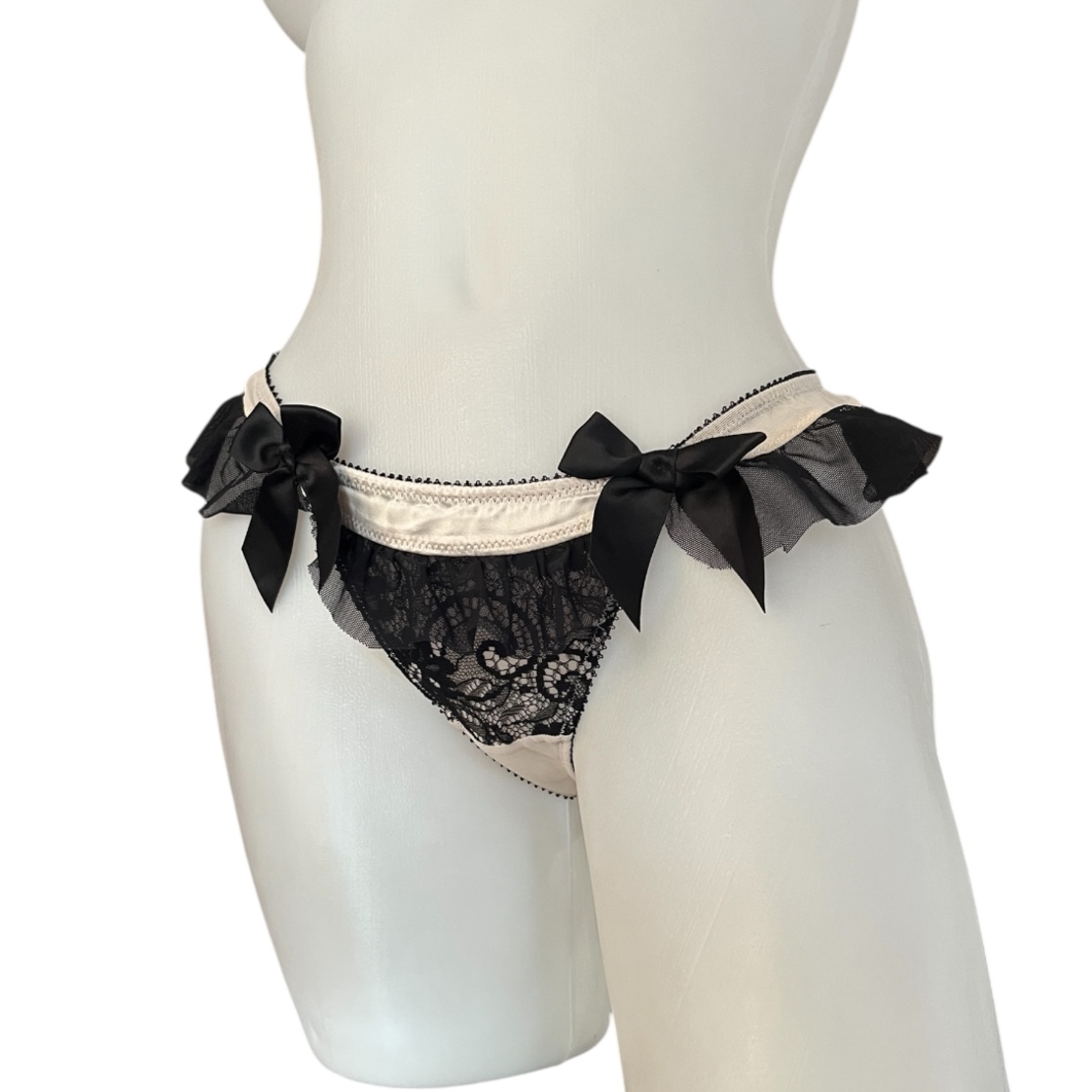 Дамско бельо Ann Summers