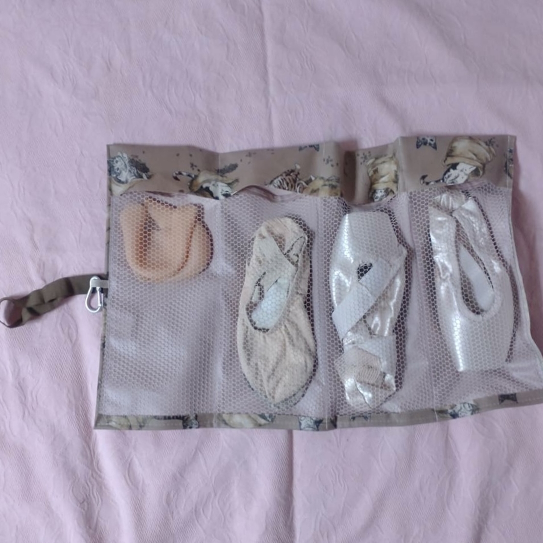 Pointe Shoes Case_Coffee Cat(Cacao)