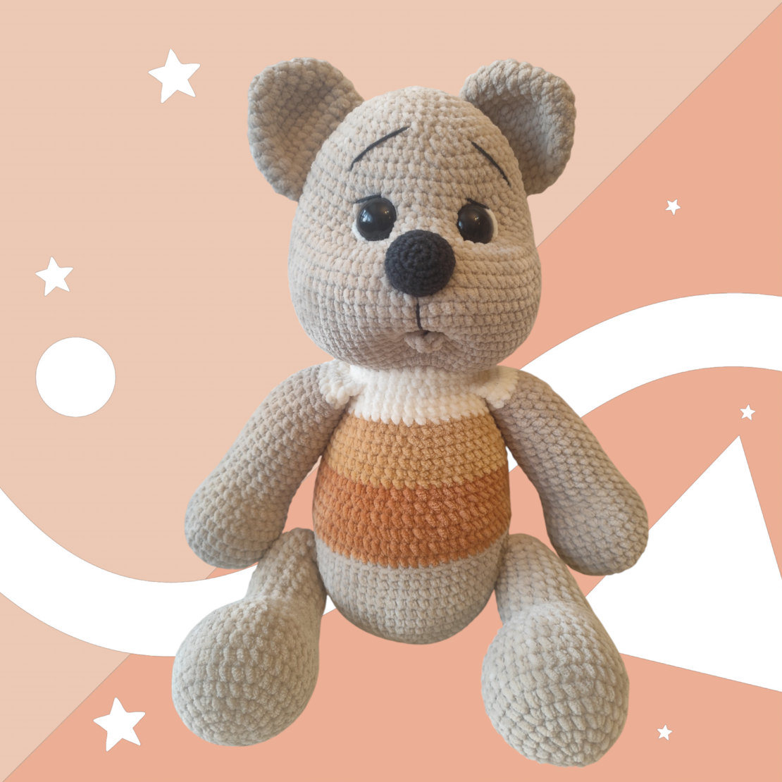 Плюшено ръчно плетено мече „Honey Teddy“ – 50 см