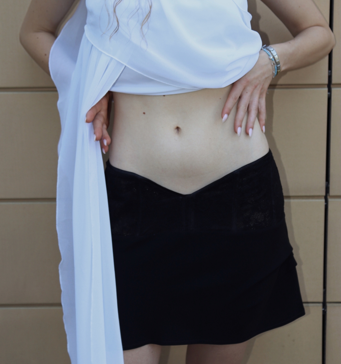 SILENT CUT SKIRT