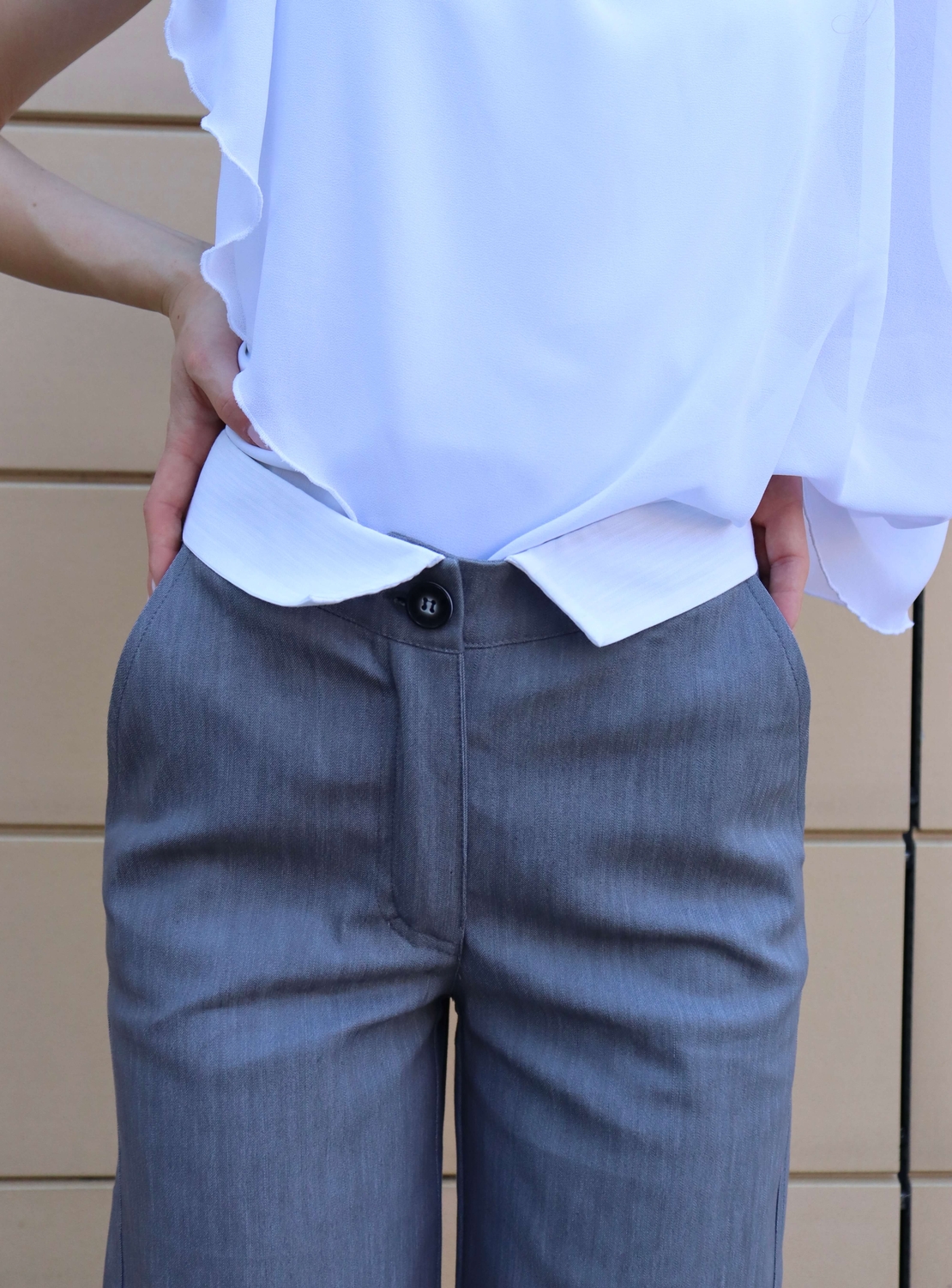STONE COLLAR DENIM BERMUDAS