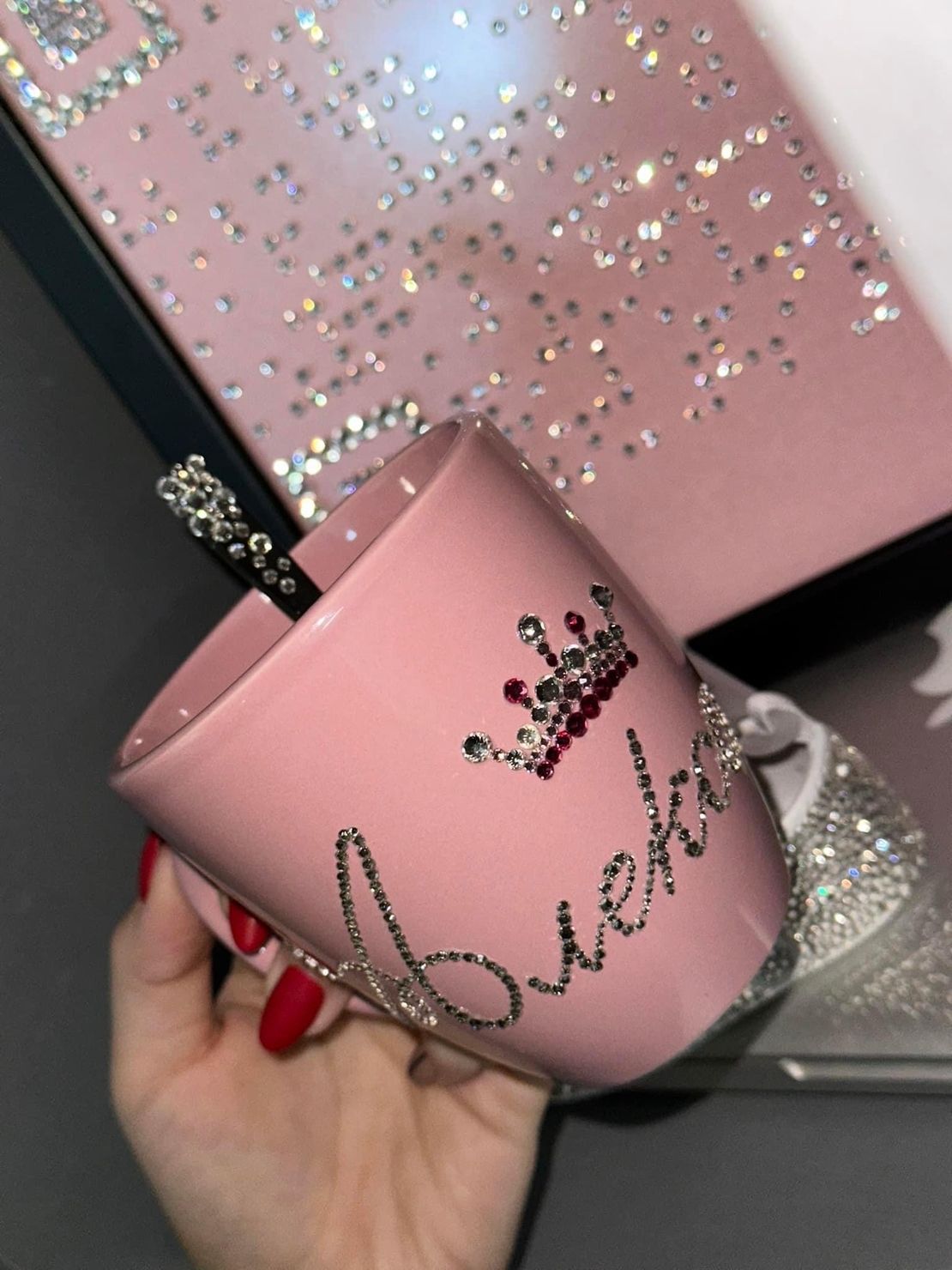 Персонална чаша за кафе с кристали  - baby pink