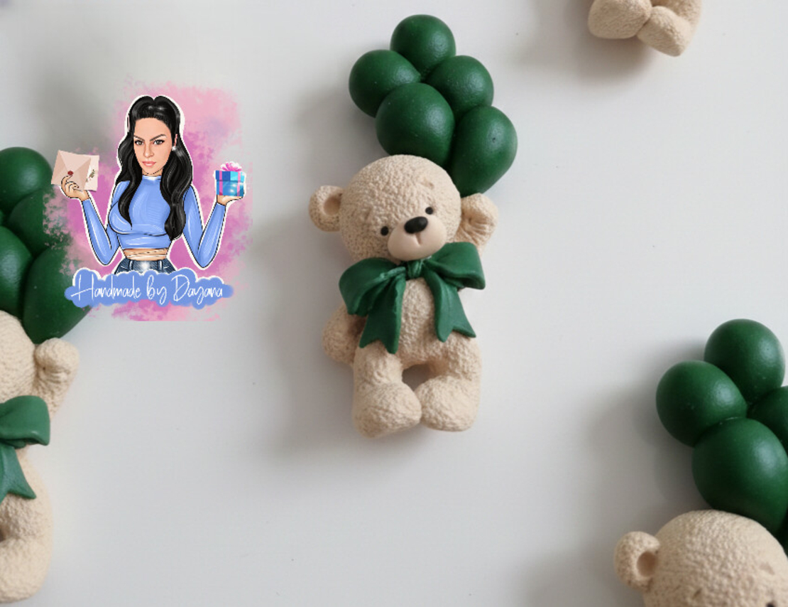Подаръци за гости - мече с балони (тъмно зелени)