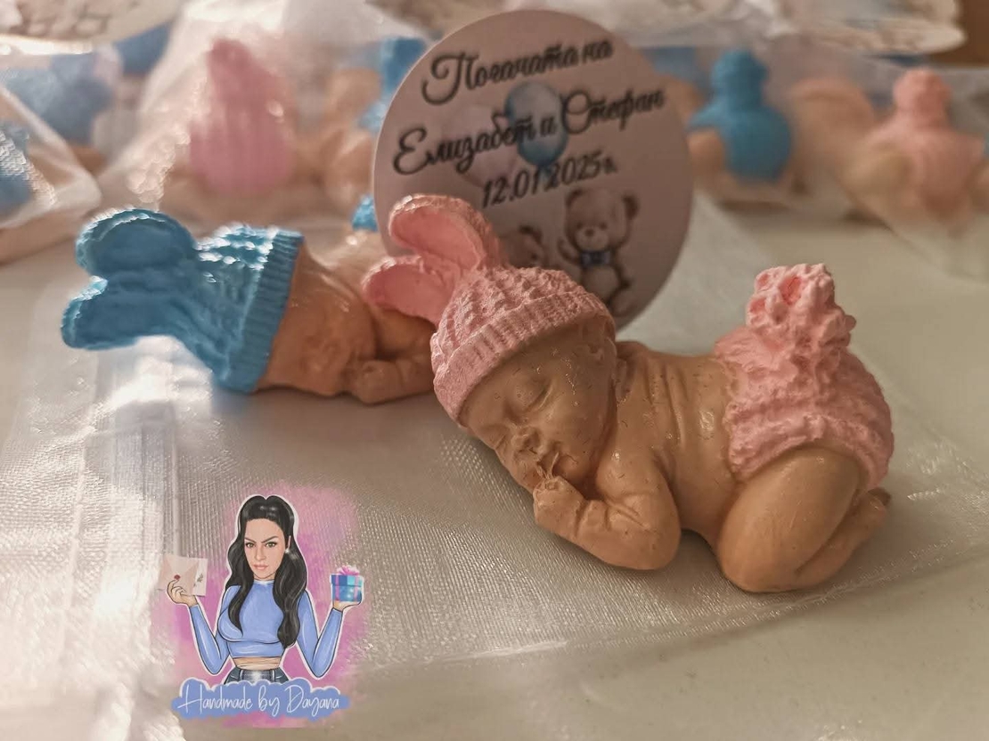 Подаръци за гости - две бебета в опаковка (близнаци)