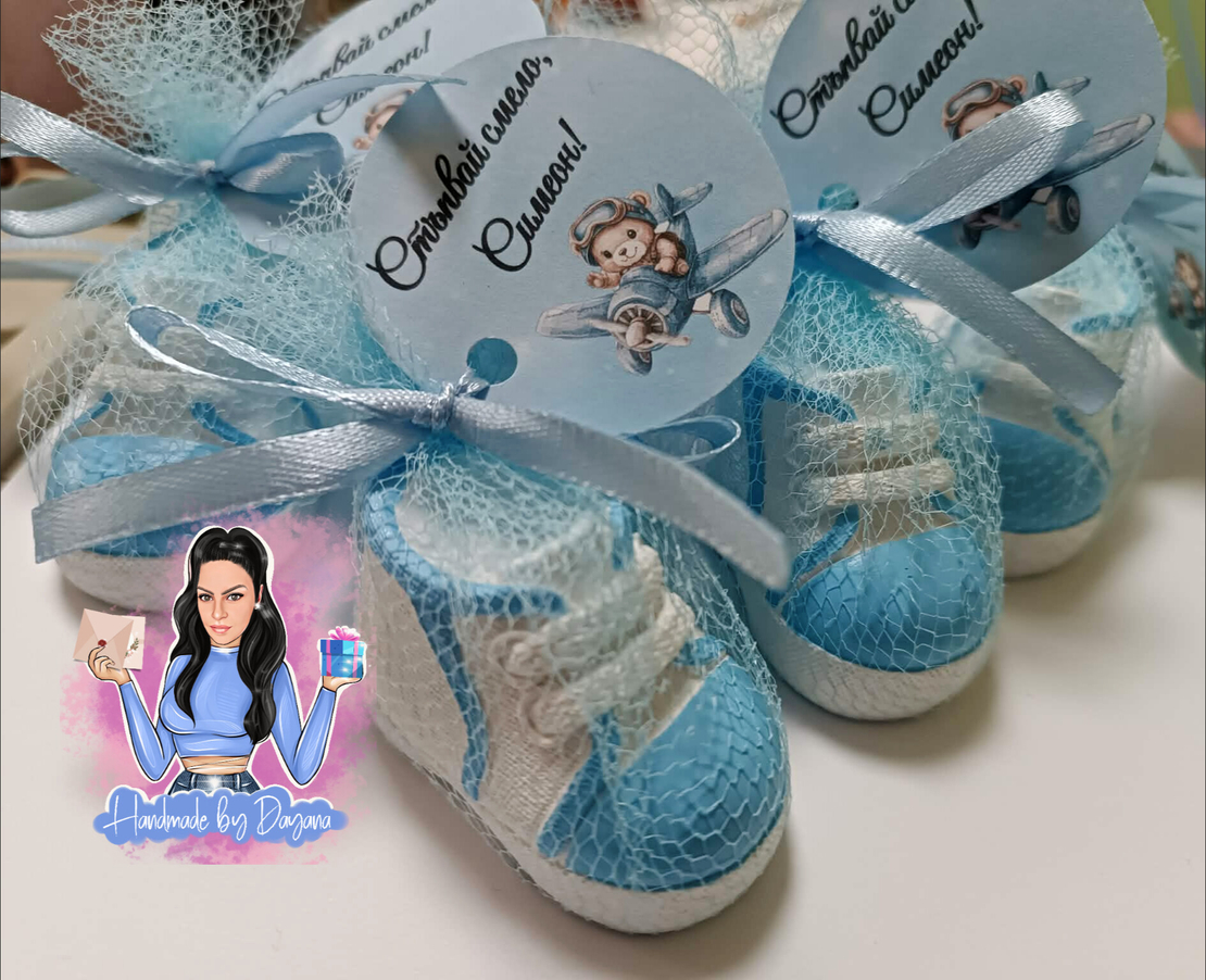 Подаръци за гости - обувка/буйка в синьо