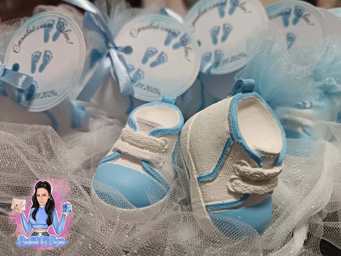 Подаръци за гости - обувка/буйка в синьо