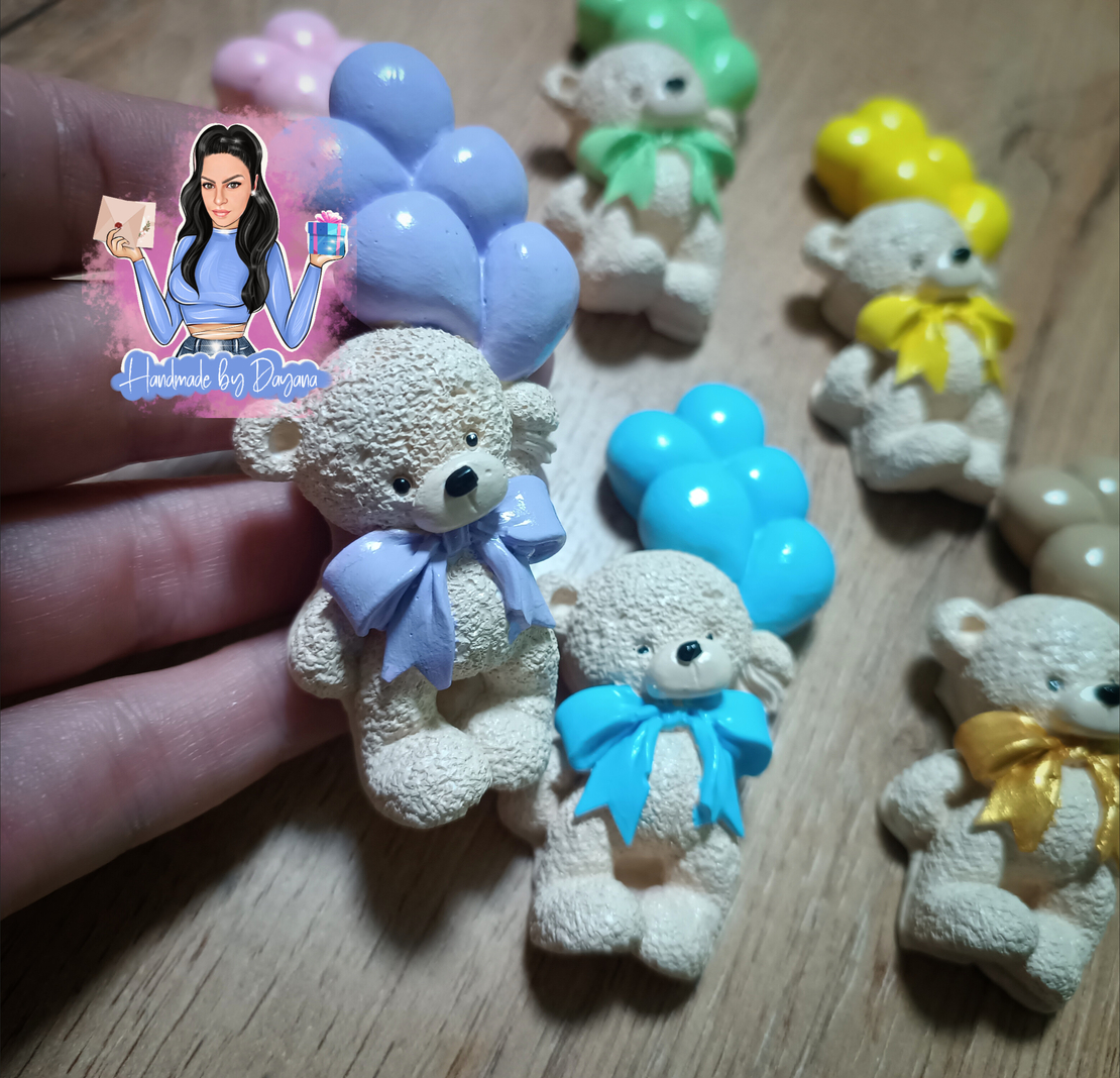 Подаръци за гости - мече с балони