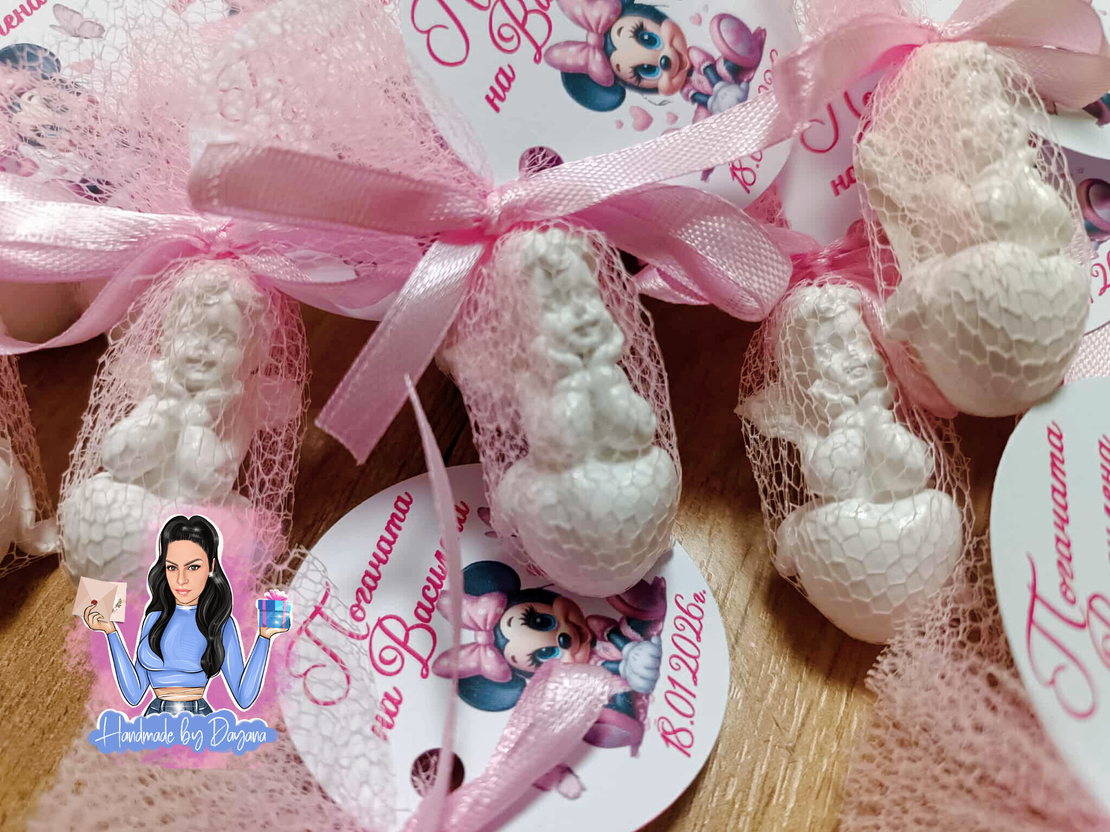 Подаръци за гости - малко ангелче