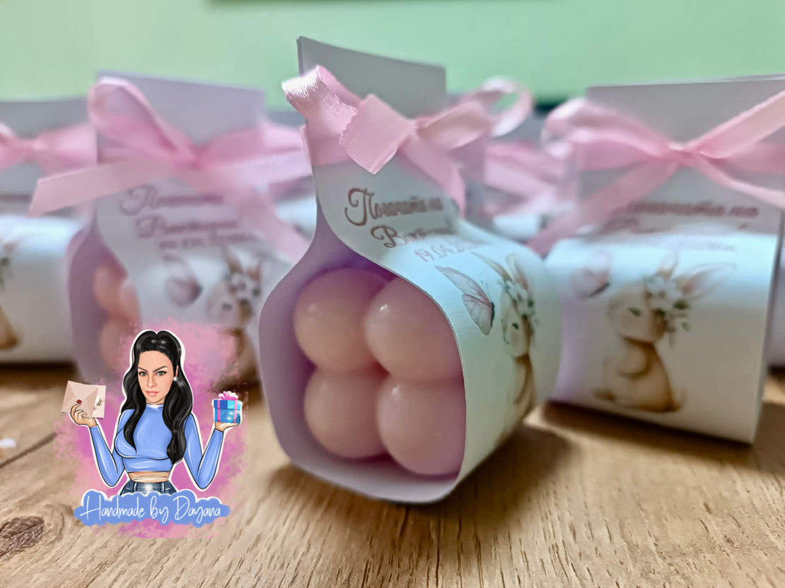 Бъбъл свещ в картонена опаковка 