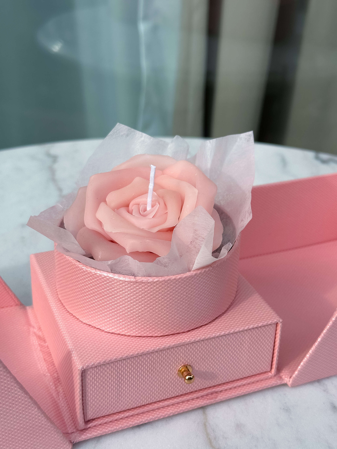 Роза Blush d’Amour