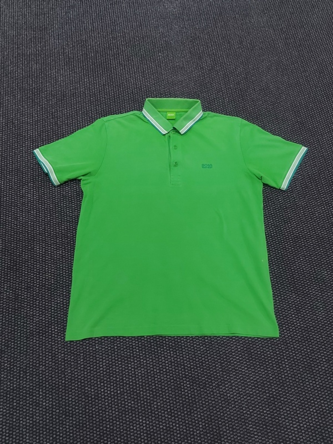 Hugo boss L размер