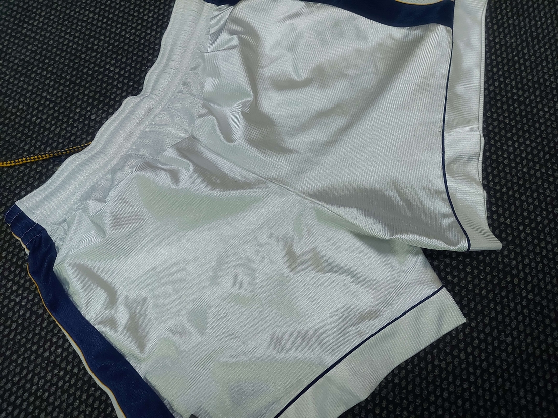 Adidas Real Madrid 1999 шорти М размер