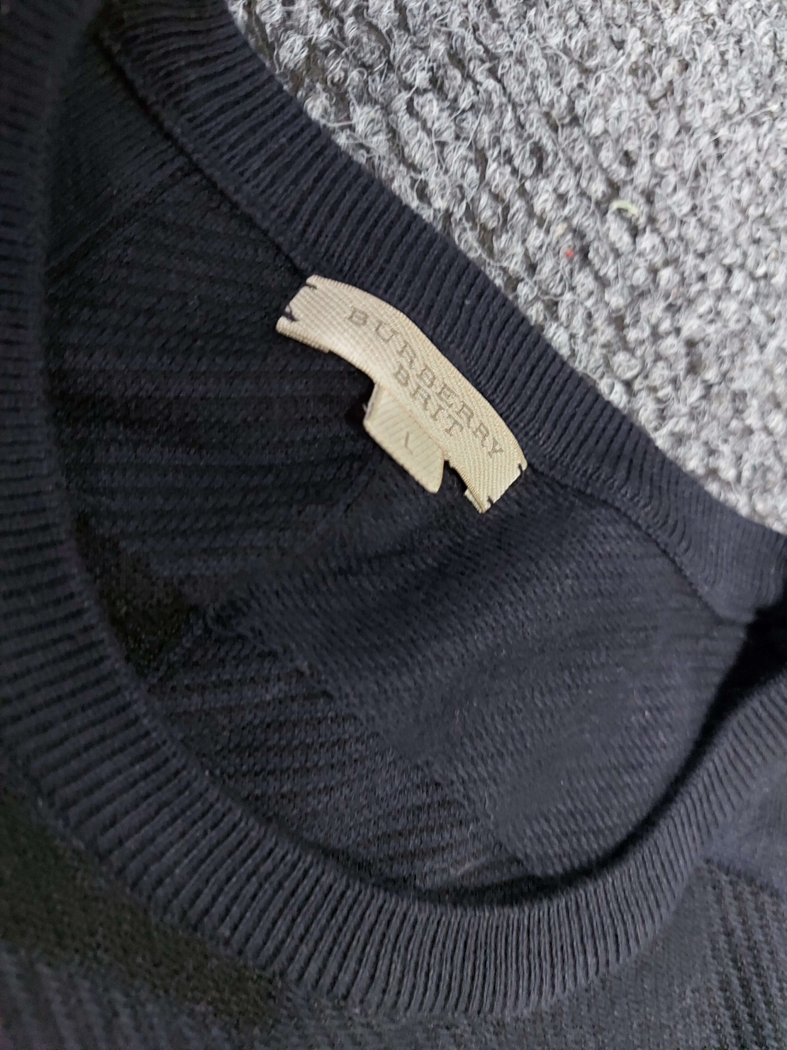 Burberry тънък пуловер L мъжки