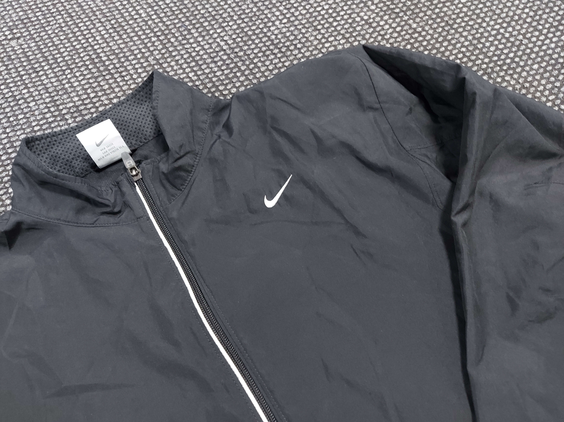 Nike ветровка L размер