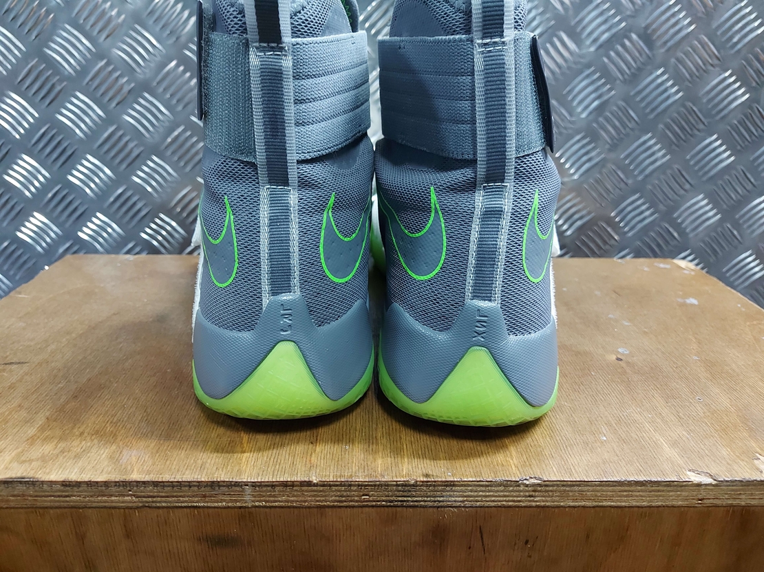 Nike Lebron 50.5 мъжки кецове