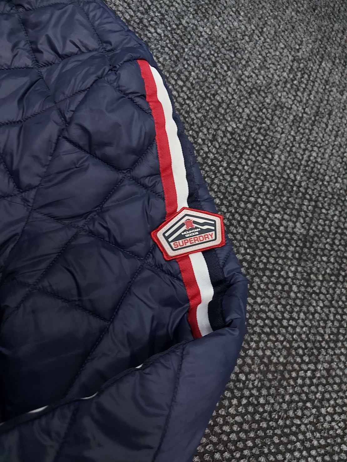 Superdry яке L размер мъжко
