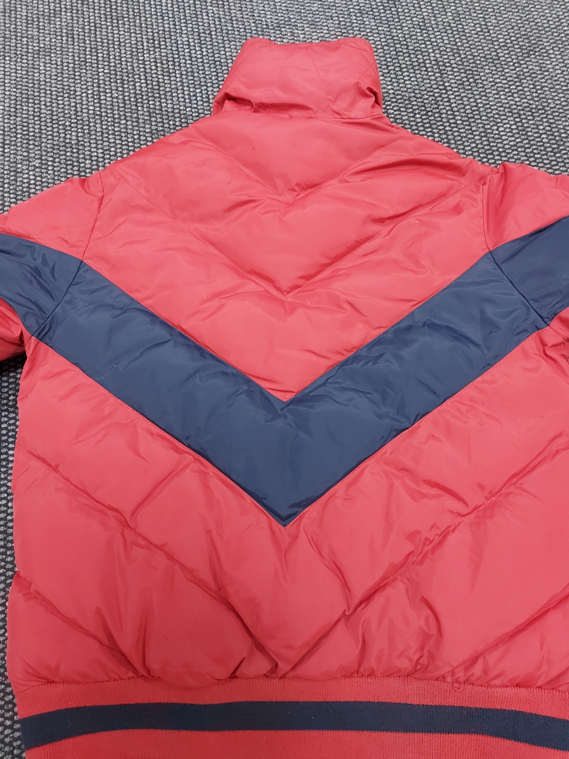 Tommy Hilfiger яке S мъжко пухено