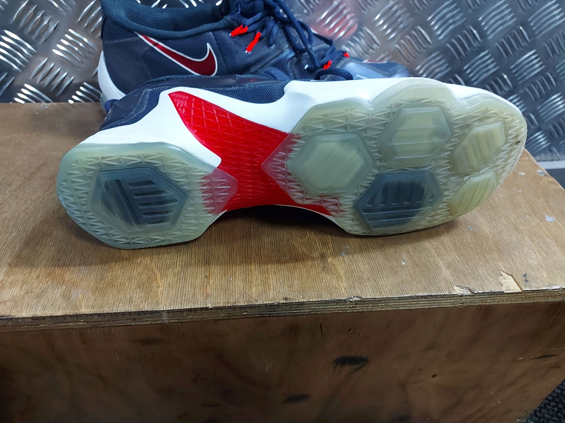 Nike маратонки 46 номер