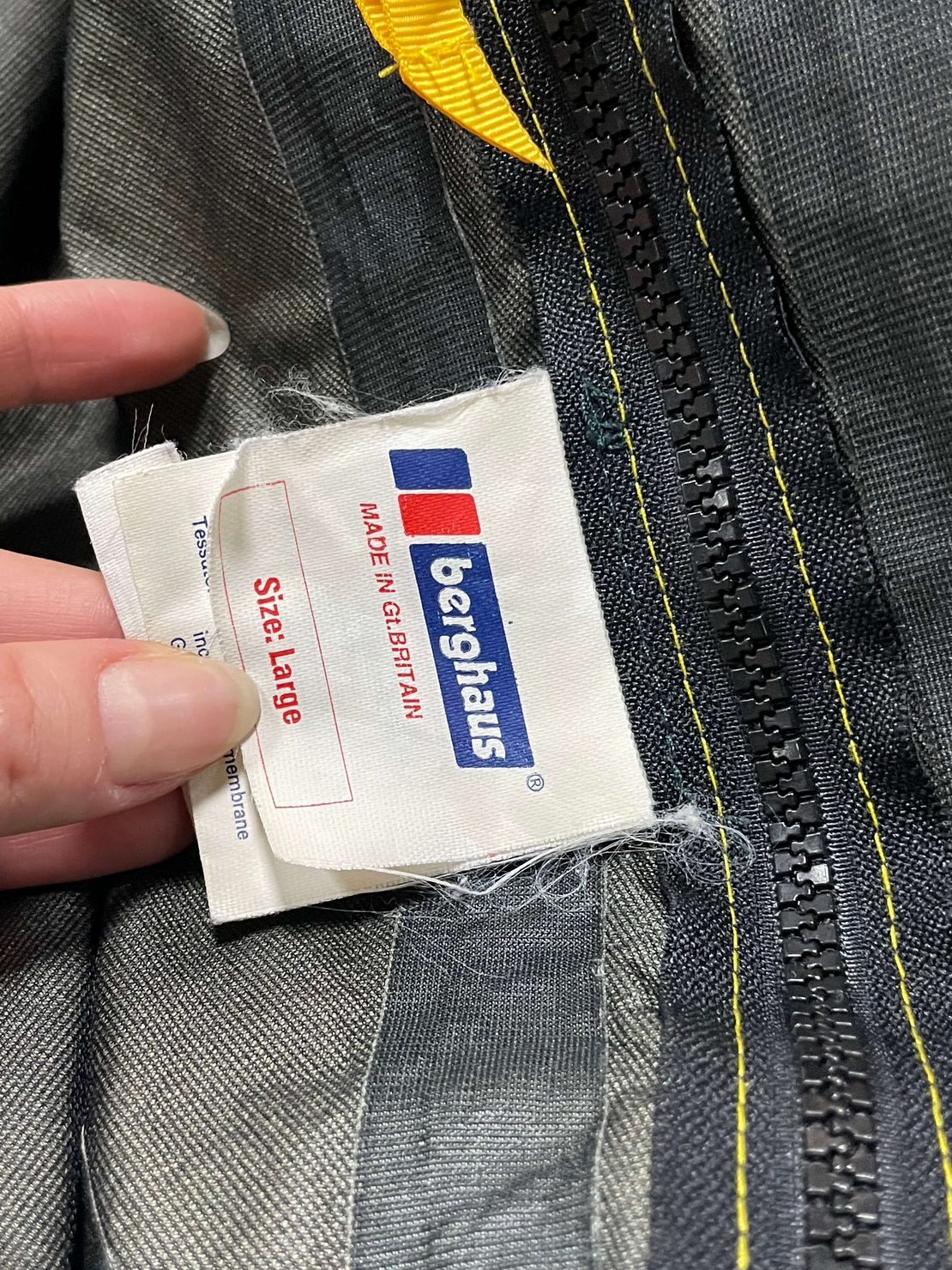 Berghaus gore-tex яке L размер
