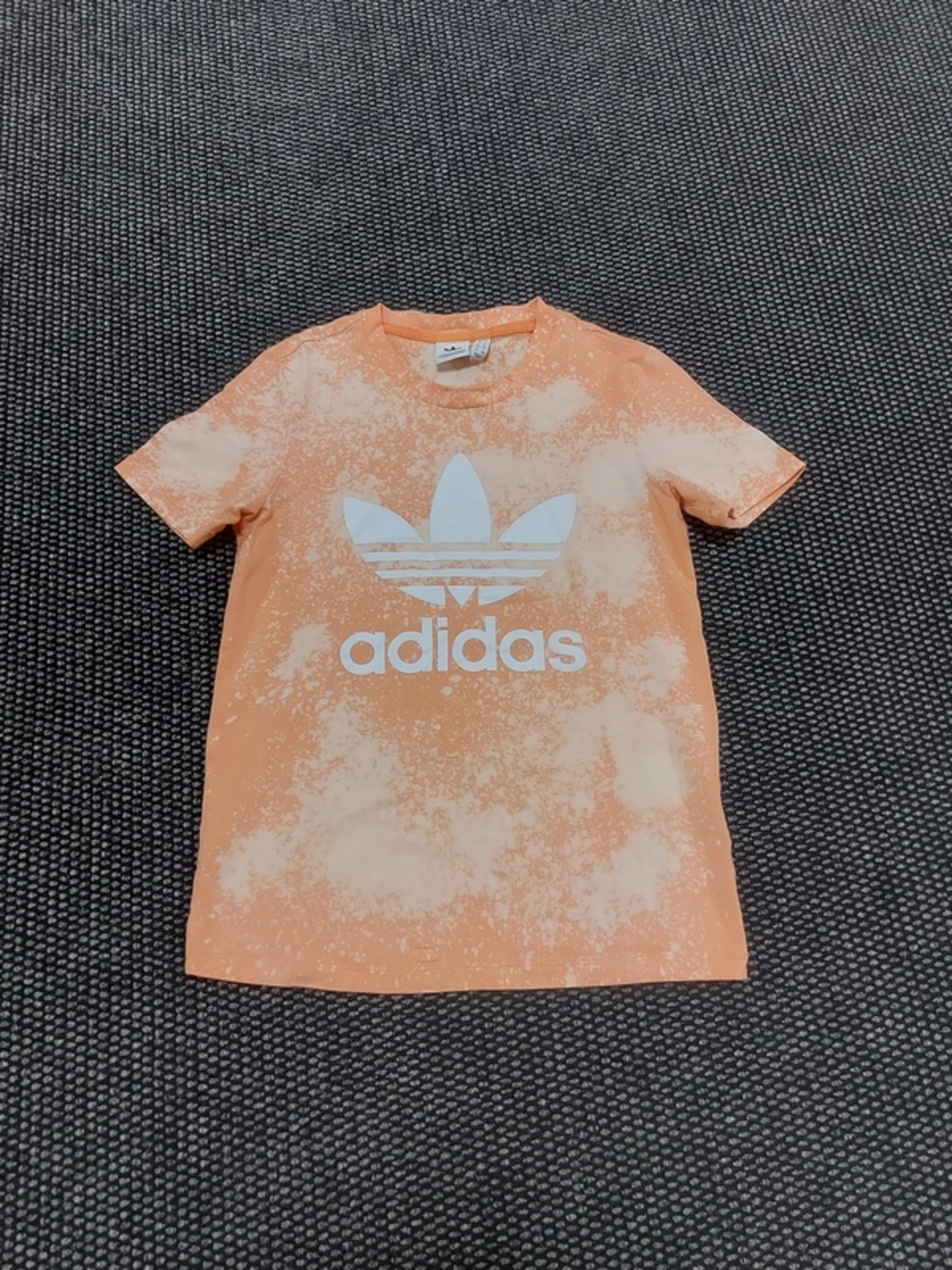 Adidas дамска тениска S размер