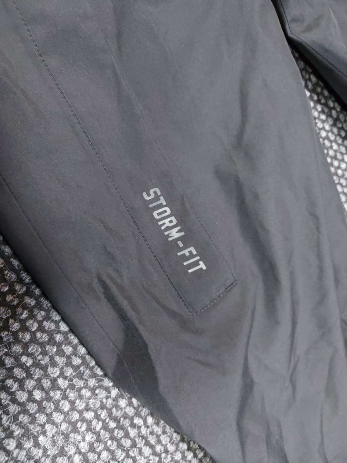 Nike storm-fit анцуг S размер