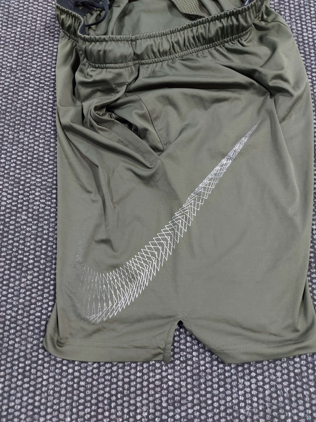 Nike шорти XL размер