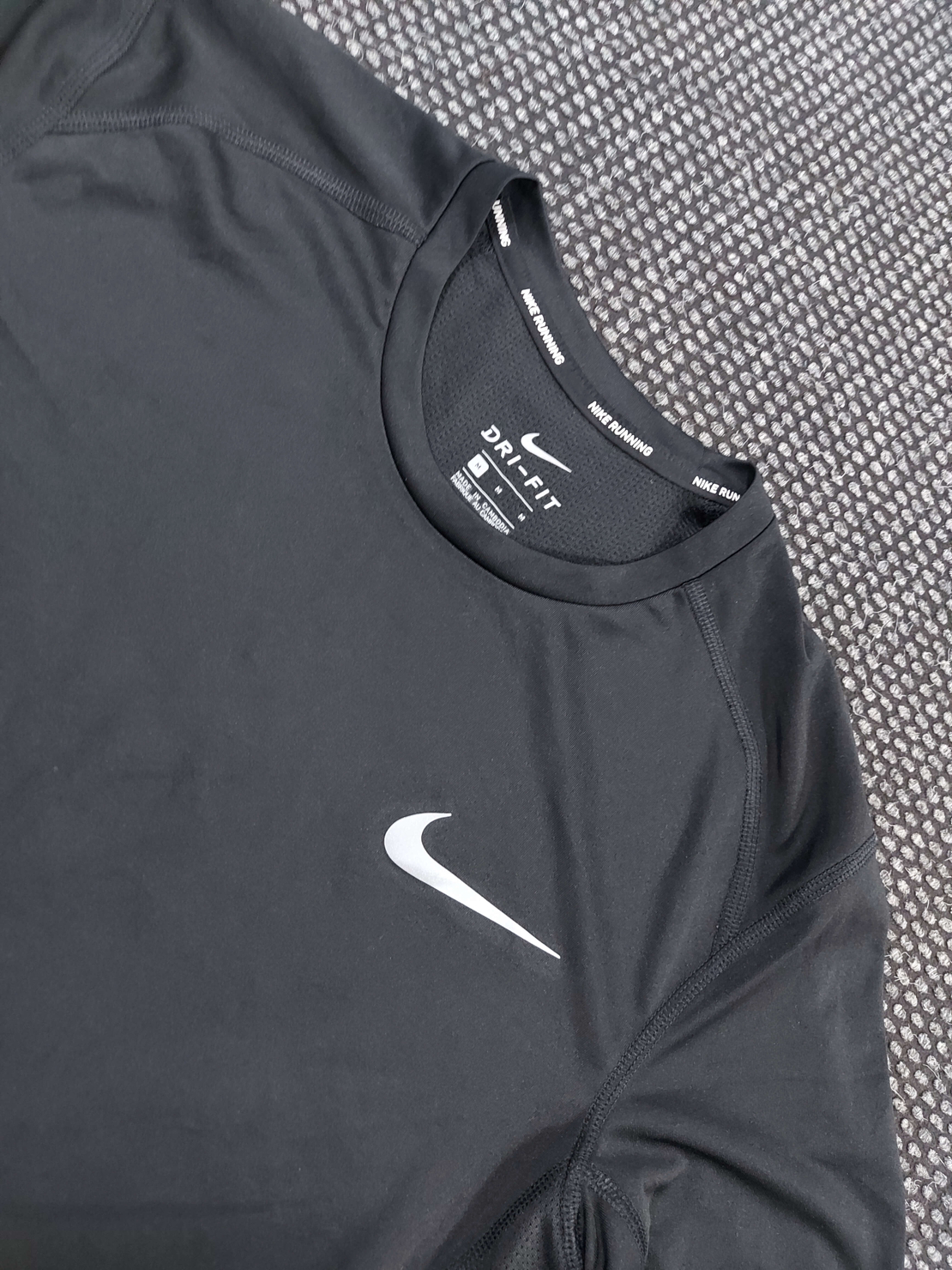 Nike тениска M размер мъжка