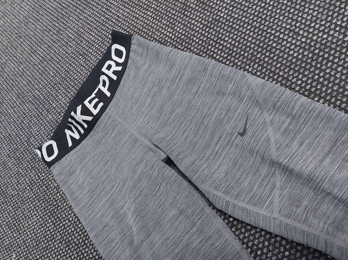 Nike клин M размер дамски