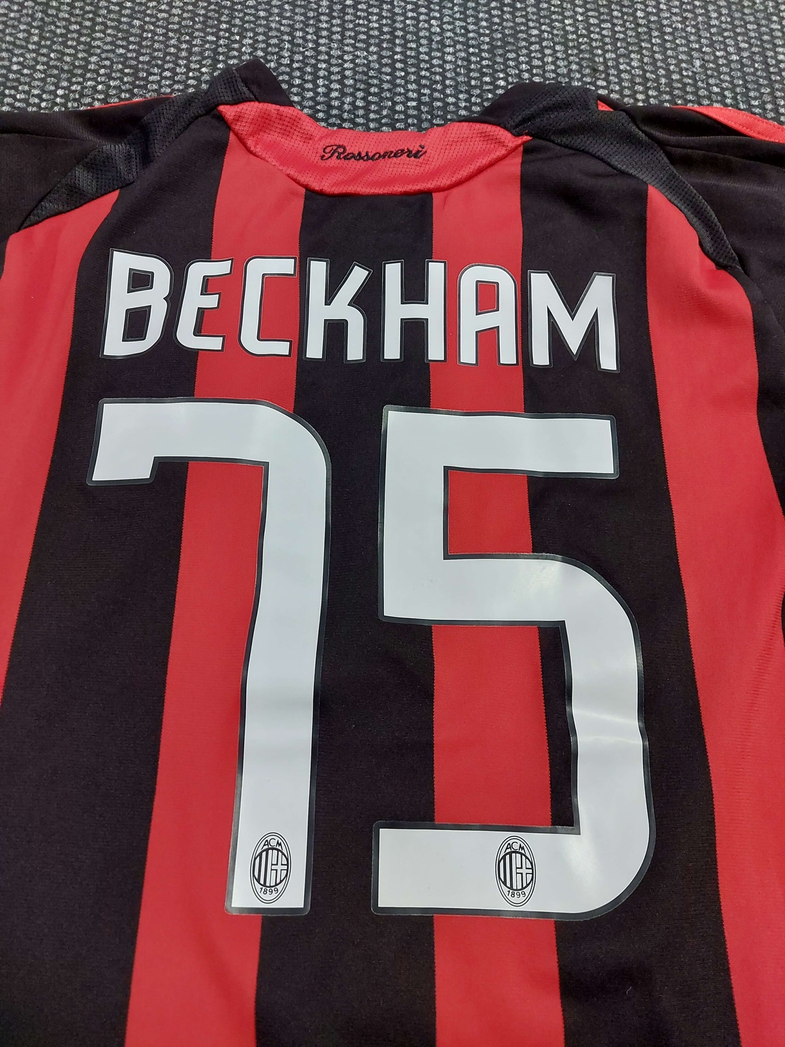 Adidas Milan beckham XL размер