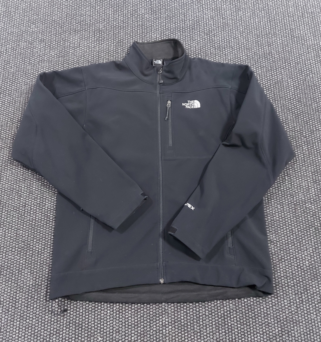 The north face L softshell яке мъжко