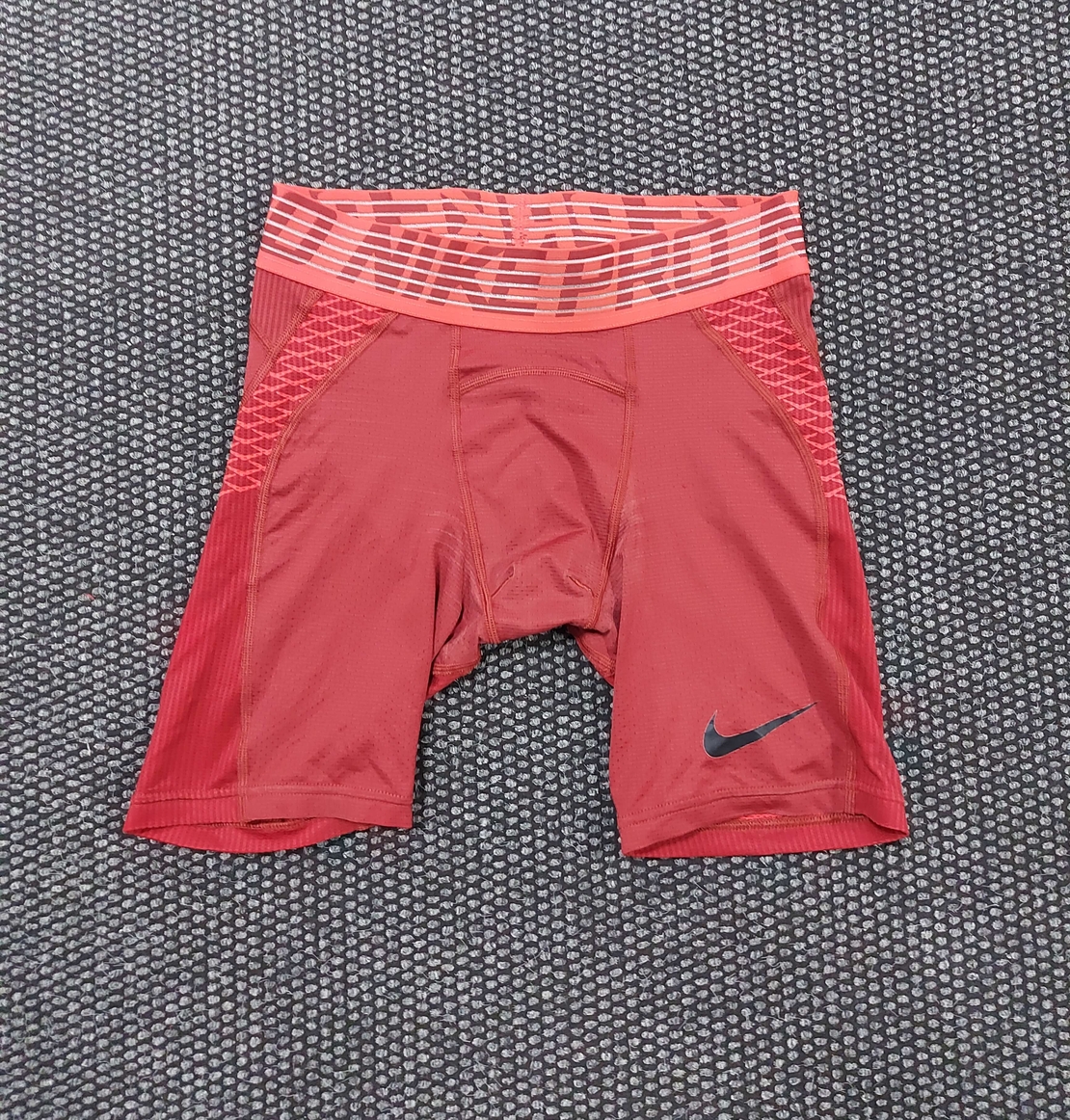 Nike pro мъжки клин S